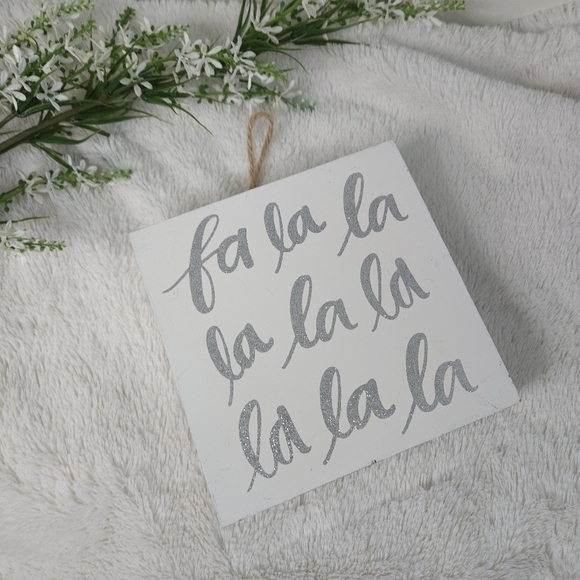 Christmas Decrotive Wall/Self Decor Fa la la - Picture 3 of 8